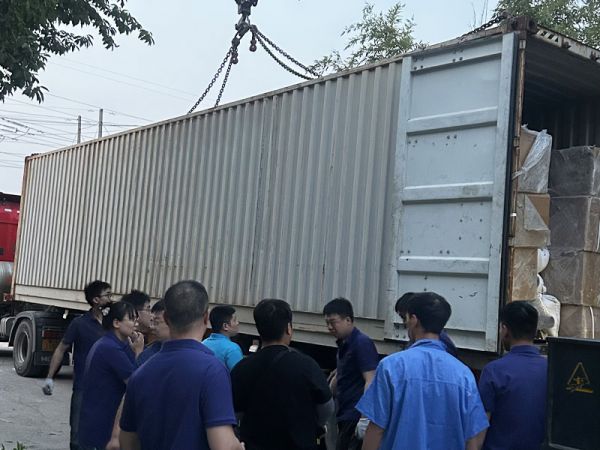 發(fā)貨現(xiàn)場